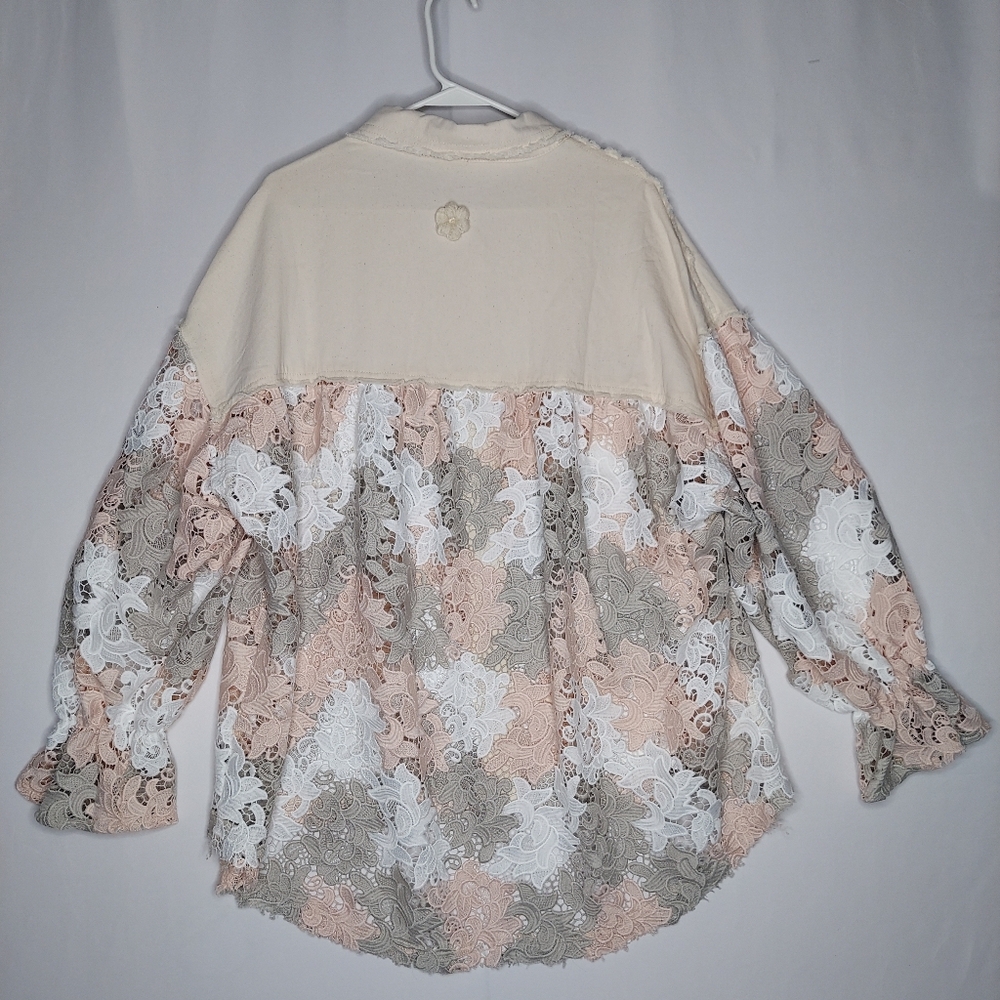 POL Oversize Button Collar Shirt Large Lace Floral Puffed Sleeve Pocket Shacket‎ - Picture 2 of 10